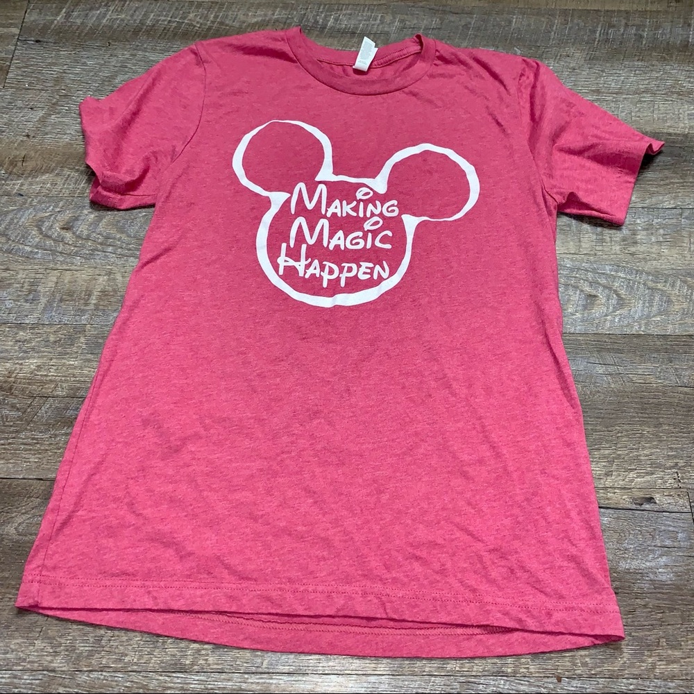 ‼️LAST CHANCE DELETING SOON‼️ DISNEY Making Magic Happen T